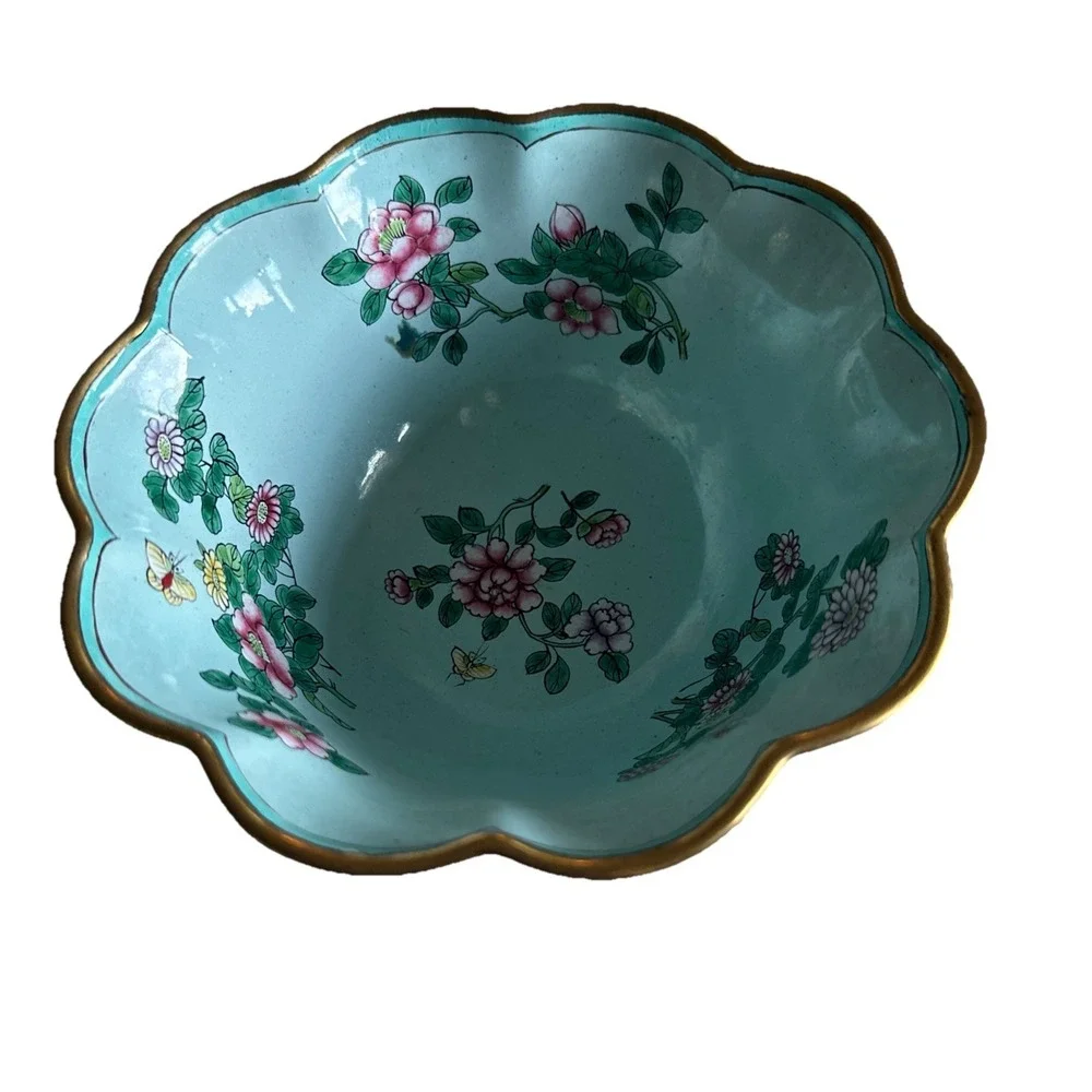 Antique Chinese Cloisonne Canton Enamel Bowl Famille Rose Scalloped